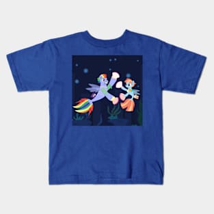 Rainbow parents seaponies Kids T-Shirt